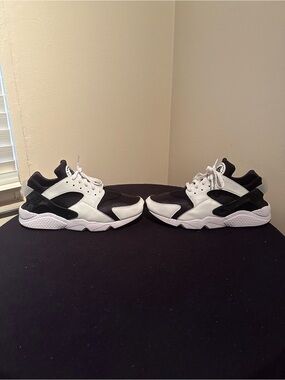 Nike Air Huarache OG Size 13
